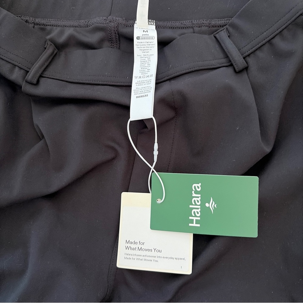 HALARA Black Wide-Leg Pants Medium Petite NWT - Picture 3 of 5